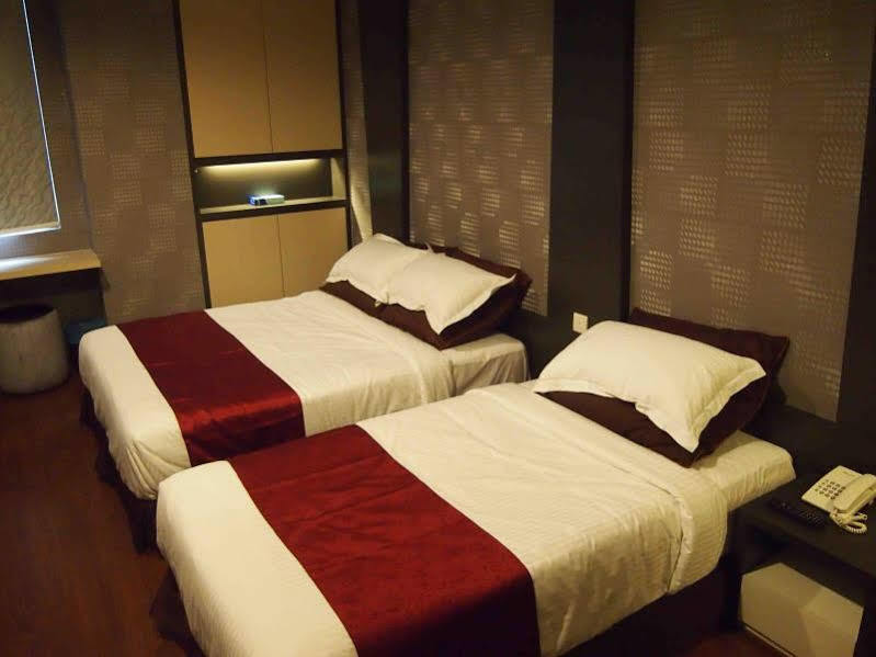 Chariton Hotel Nusa Bestari 新山 外观 照片