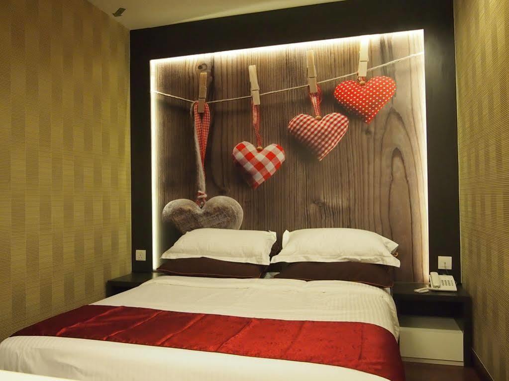 Chariton Hotel Nusa Bestari 新山 外观 照片