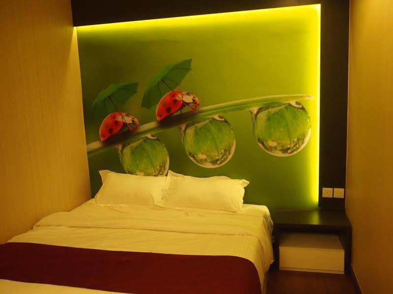 Chariton Hotel Nusa Bestari 新山 外观 照片