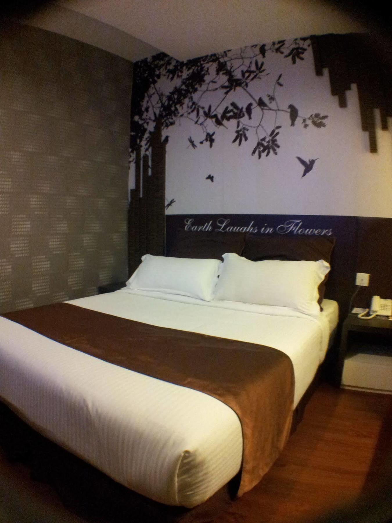 Chariton Hotel Nusa Bestari 新山 外观 照片