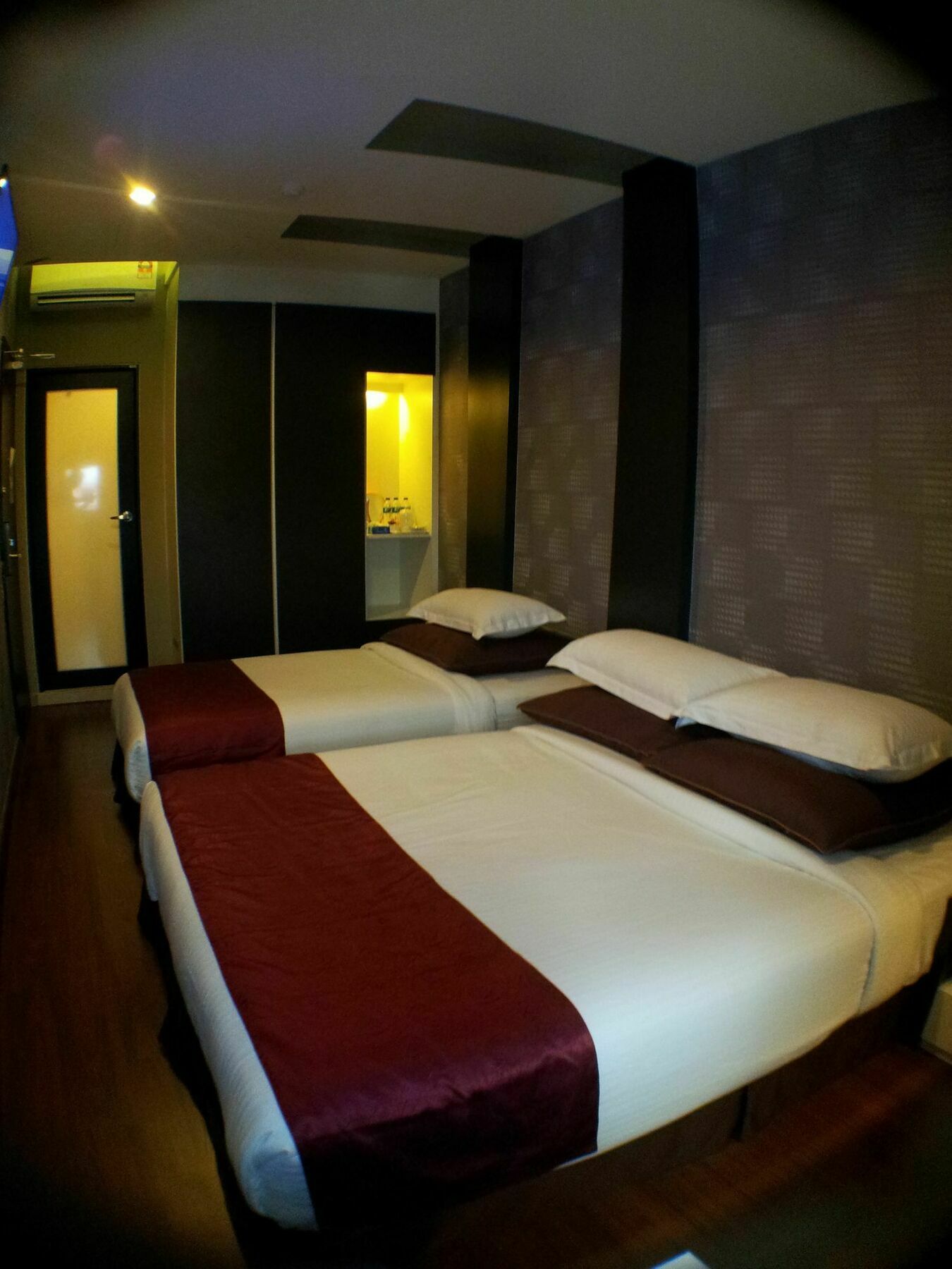 Chariton Hotel Nusa Bestari 新山 外观 照片