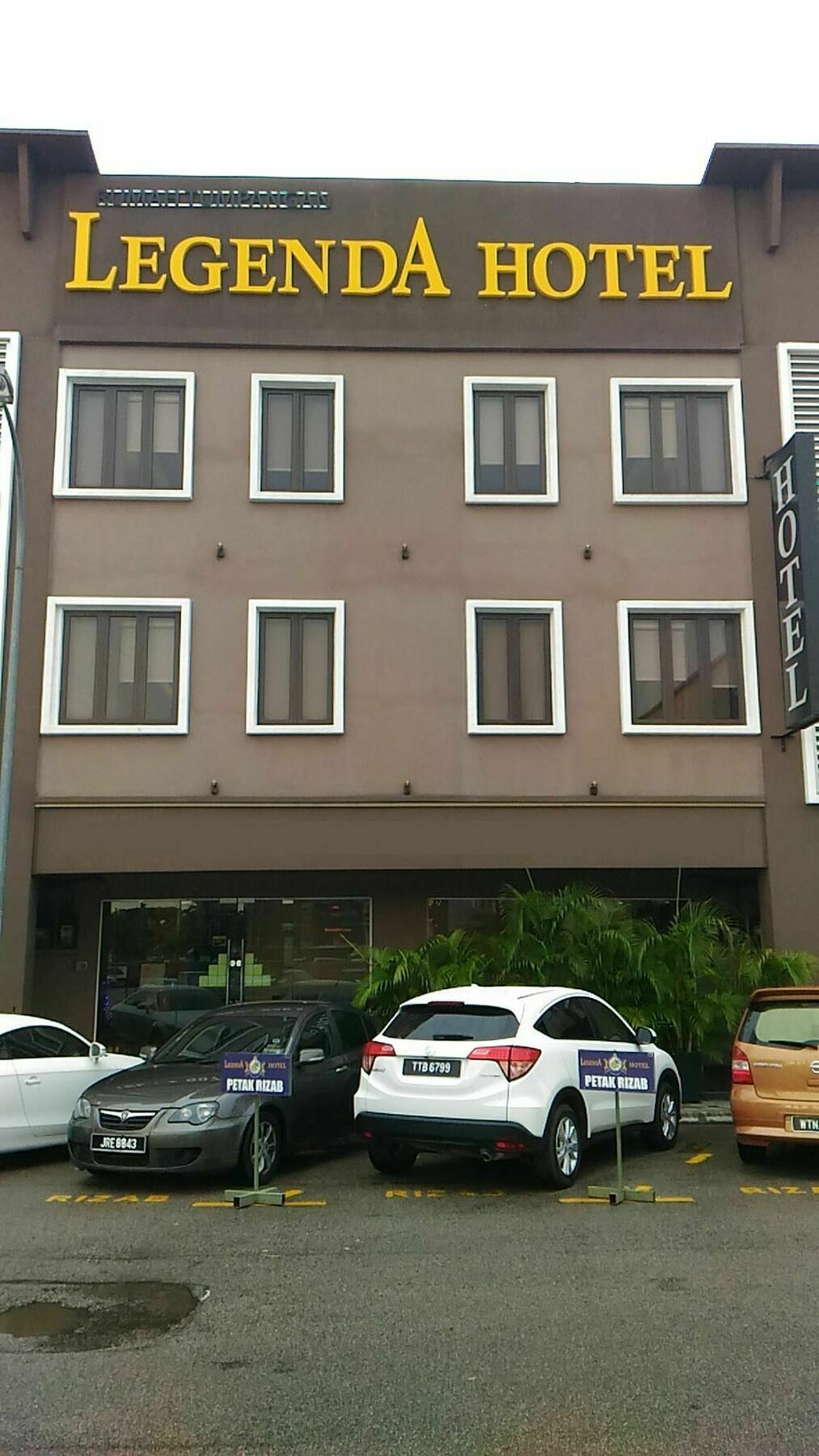 Chariton Hotel Nusa Bestari 新山 外观 照片